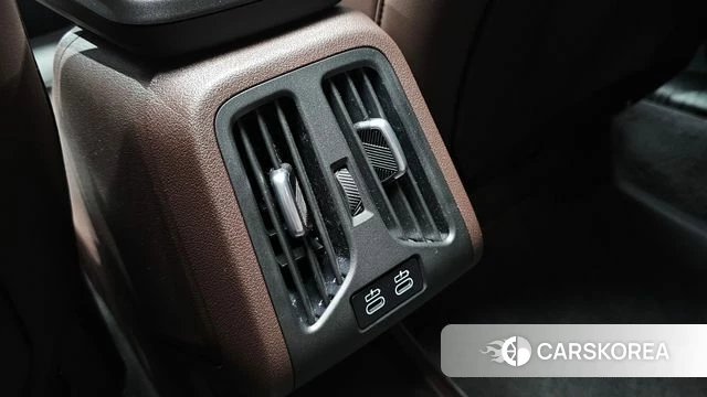 BMW X1 (U11) id 4474118 из Кореи 24