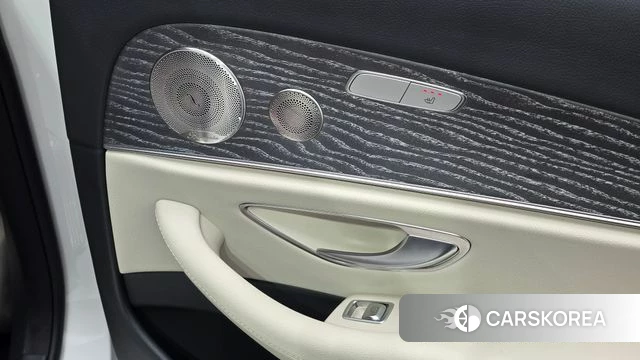 Mercedes-Benz E-Class W213 id 4893485 из Кореи 24