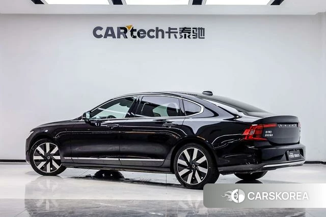 Volvo S90 PHEV id 4212400 из Китая 24