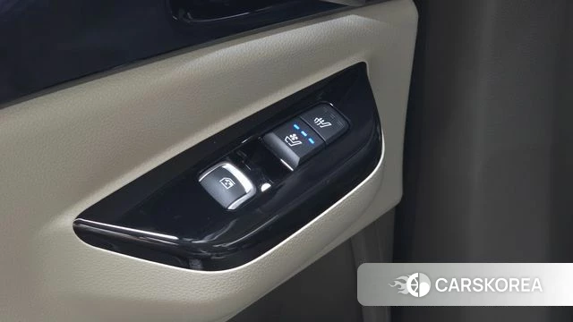 Kia Carnival 4th generation id 4480931 из Кореи 24