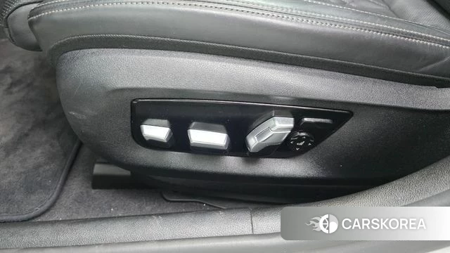 BMW 5 Series (G30) id 4551471 из Кореи 24