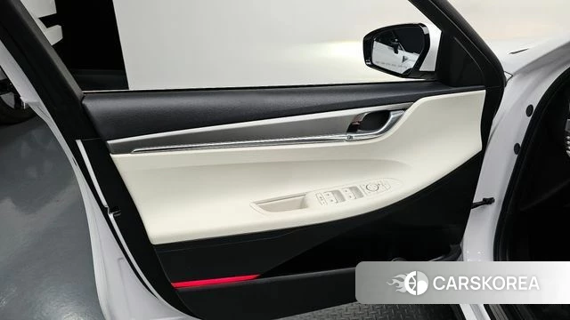 Hyundai The New Grandeur IG id 4330247 из Кореи 24