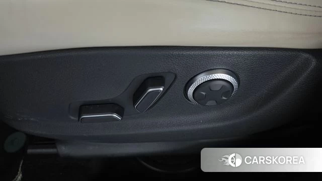 Genesis GV70 id 4847873 из Кореи 24