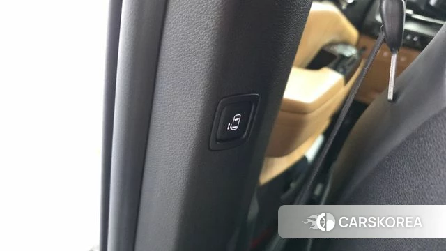 Kia Carnival 4th generation id 4250343 из Кореи 24