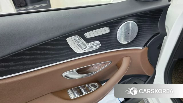 Mercedes-Benz E-Class W213 id 4508328 из Кореи 24
