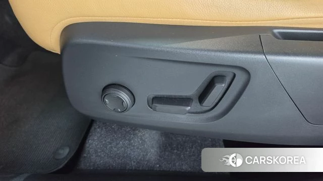 Volvo XC40 id 4864910 из Кореи 24