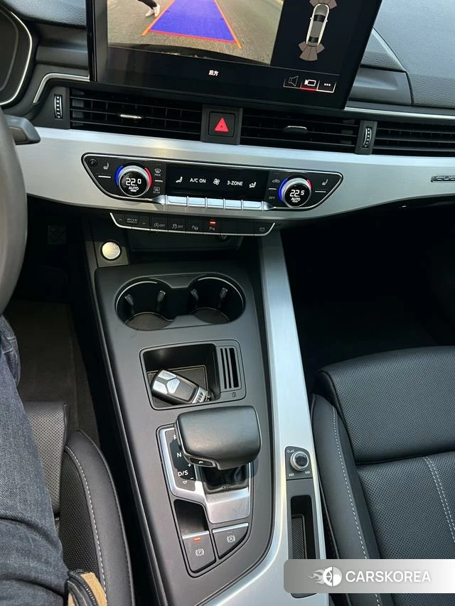 Audi A4L id 4271945 из Китая 24