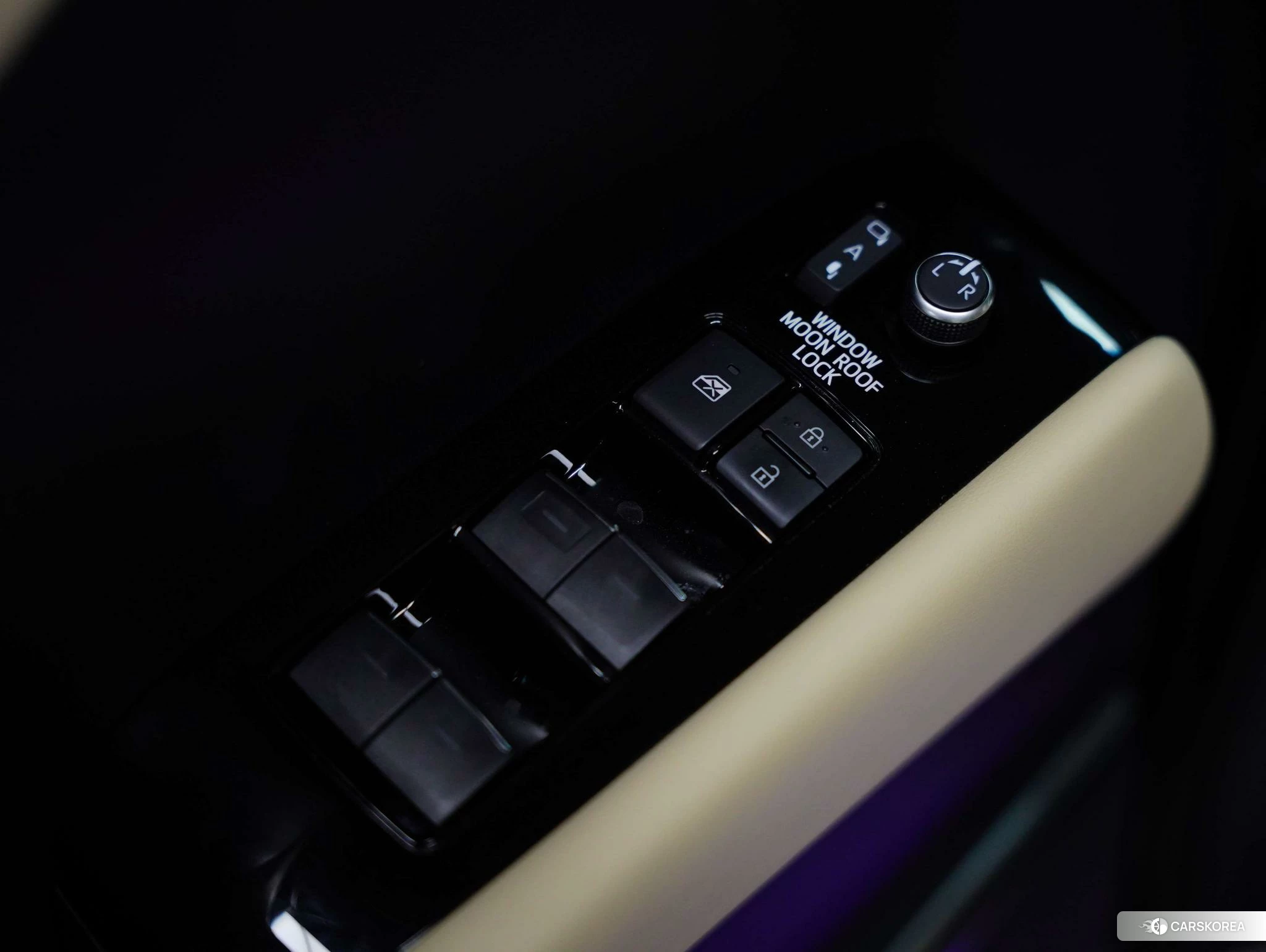 Toyota Elfa id 4511019 из Китая 24