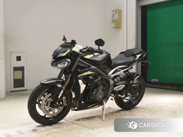 Проданный Triumph STREET TRIPLE 765 RS id 4199417 из Японии, фото 24