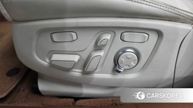 Genesis G90 id 4864715 из Кореи 24
