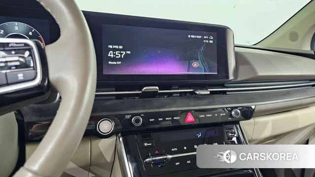 Kia Carnival 4th generation id 4201664 из Кореи 24