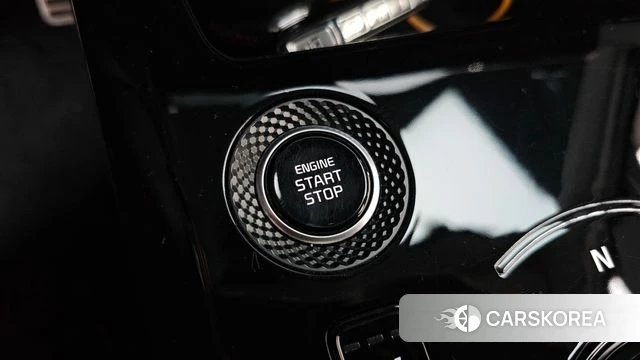 Kia Di Ol Nu Niro id 4223528 из Кореи 24