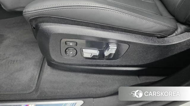 BMW X5 (G05) id 4408162 из Кореи 24