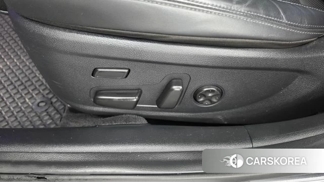 Hyundai The New Grandeur IG Hybrid id 4750699 из Кореи 24