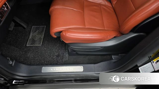 Lincoln Aviator 2nd generation id 4879730 из Кореи 24