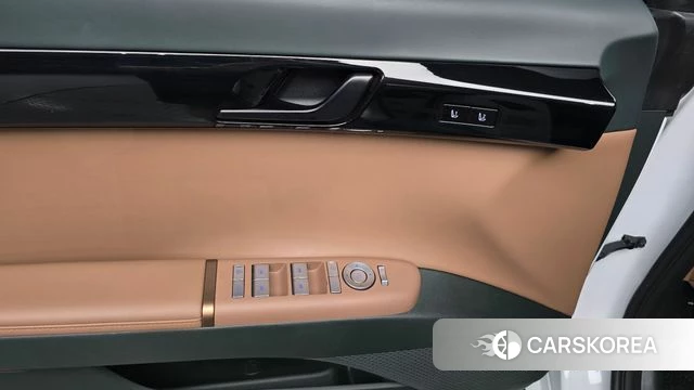 Hyundai Grandeur Hybrid (GN7) id 4591394 из Кореи 24