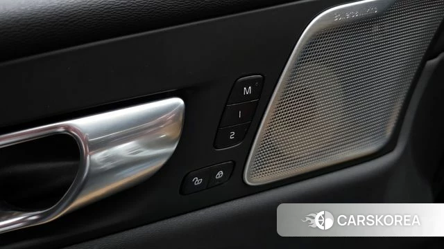 Volvo XC60 second Generation id 4280837 из Кореи 24
