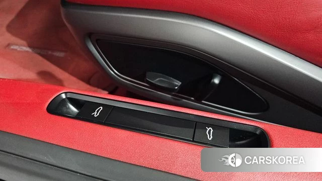 Porsche 911(992) id 4429697 из Кореи 24