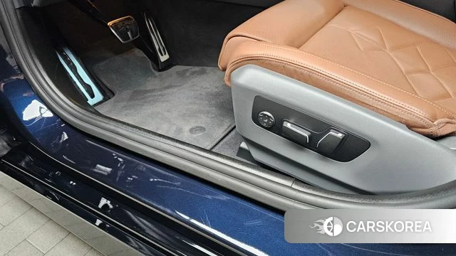 BMW 5 Series (G60) id 4505581 из Кореи 24