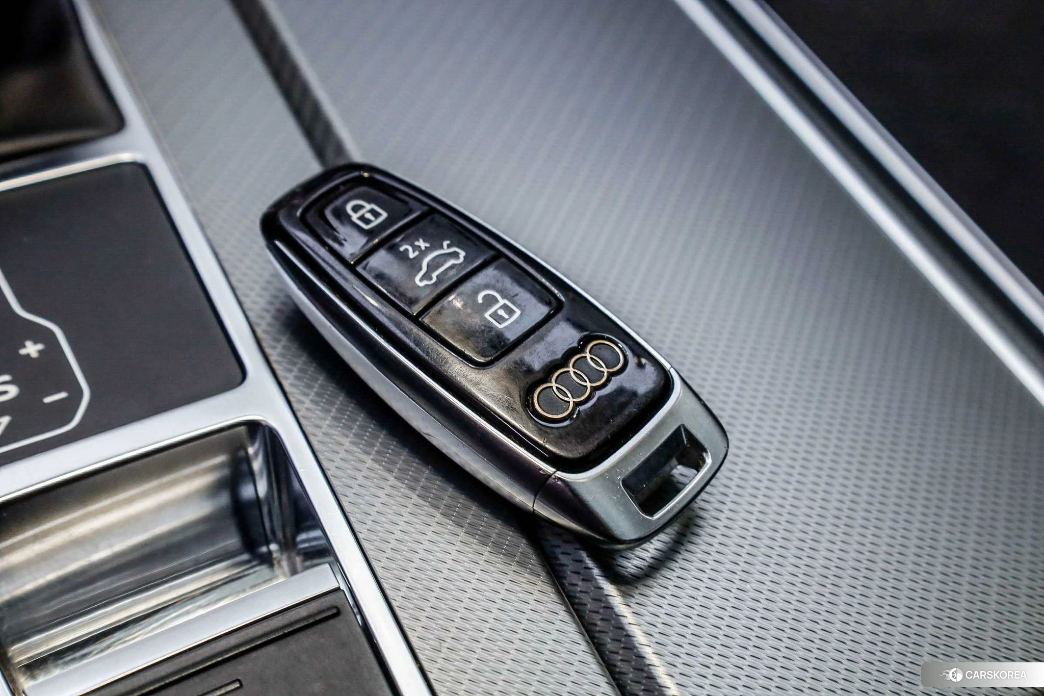 Audi A7L id 4467994 из Китая 24