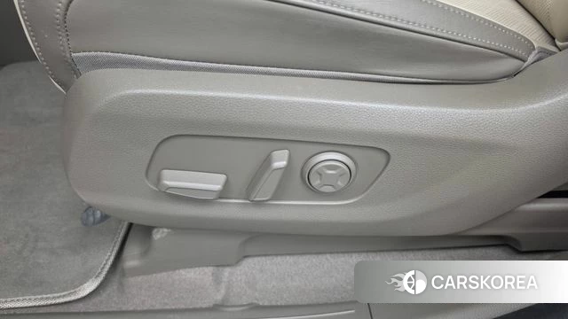 Kia Carnival 4th generation id 4687957 из Кореи 24