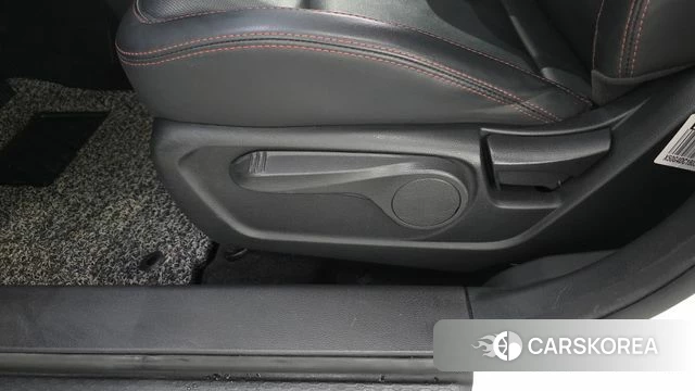 Ssangyong Tivoli Air id 4385028 из Кореи 24