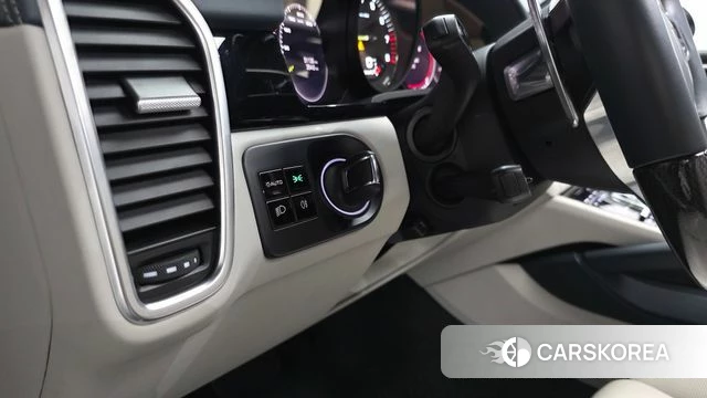 Porsche Cayenne (PO536) id 4495773 из Кореи 24