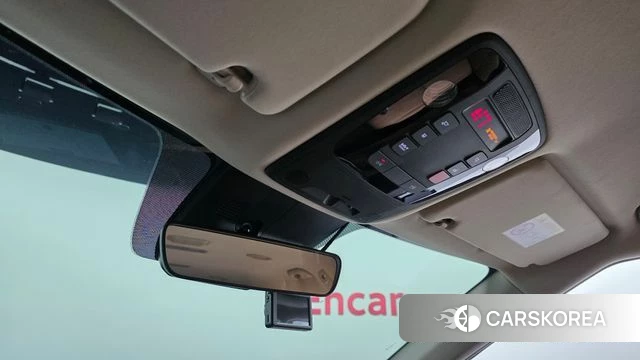 Kia Carnival 4th generation id 4657012 из Кореи 24