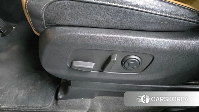 Kia Carnival 4th generation id 4481672 из Кореи 24