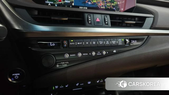 Lexus ES300h 7th generation id 4688927 из Кореи 24