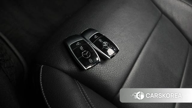 Mercedes-Benz E-Class W213 id 4525947 из Кореи 24