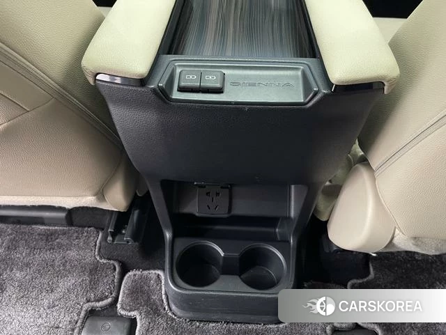 Toyota Saina id 4276493 из Китая 24
