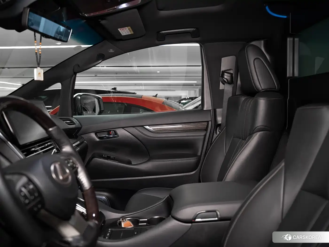 Lexus LM id 4559802 из Китая 25