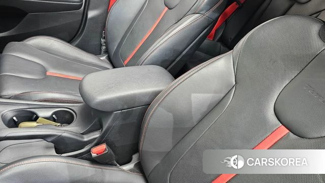 Hyundai Veloster (JS) id 4595171 из Кореи 24