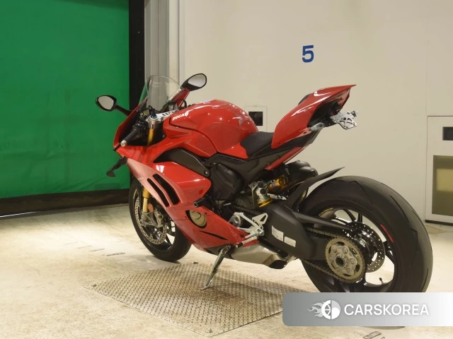 Ducati PANIGALE V4 id 3946948 из Японии 24