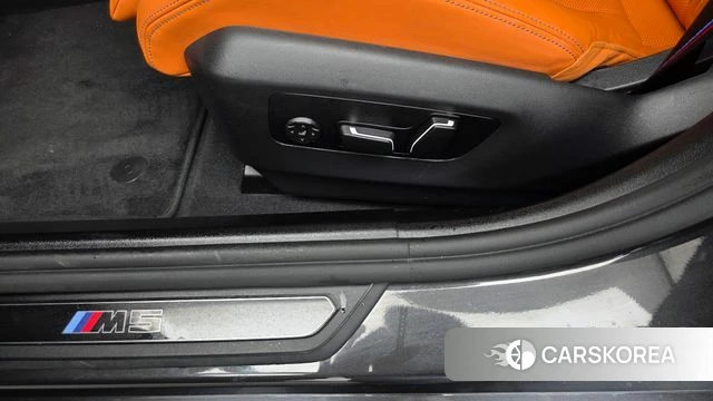 BMW M5 (G90) id 4336616 из Кореи 24