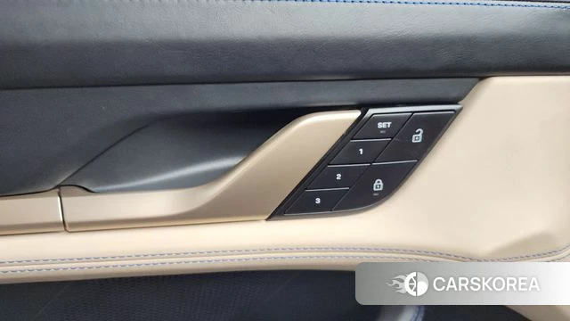 Porsche Taycan id 4316101 из Кореи 24