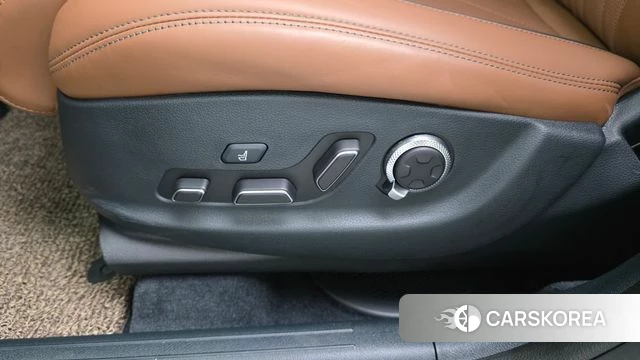 Genesis GV70 id 4279899 из Кореи 24
