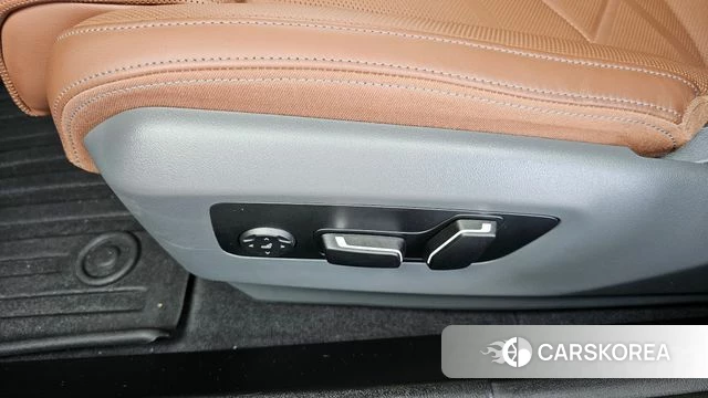 BMW 5 Series (G60) id 4649575 из Кореи 24