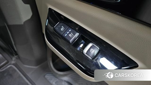Kia Carnival 4th generation id 4898977 из Кореи 24