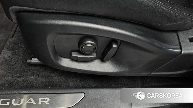 Jaguar E-PACE id 4563170 из Кореи 24