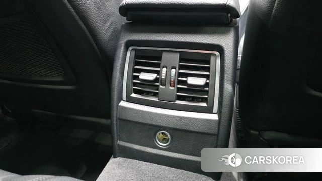 BMW 4 Series (F32) id 4196971 из Кореи 24