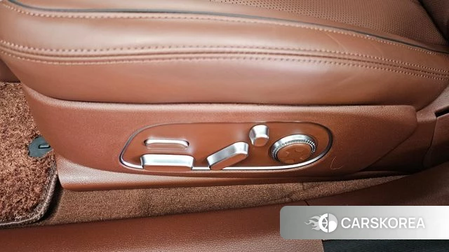 Genesis G90 (RS4) id 4725148 из Кореи 24