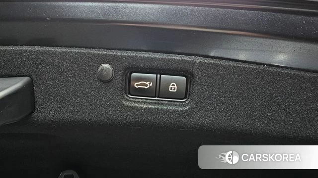Hyundai The New Grandeur IG Hybrid id 4683720 из Кореи 24