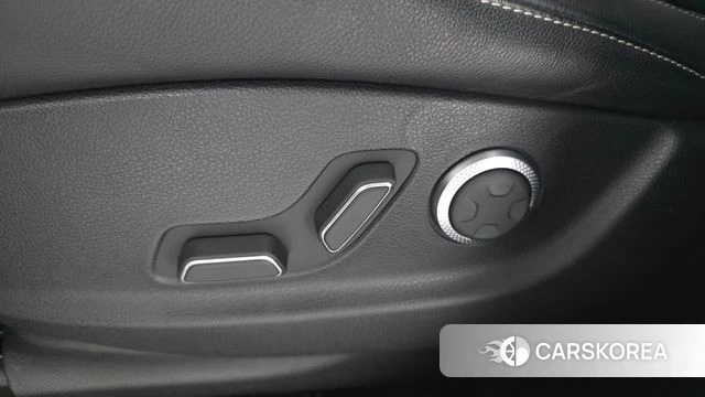 Genesis GV80 id 4495201 из Кореи 24