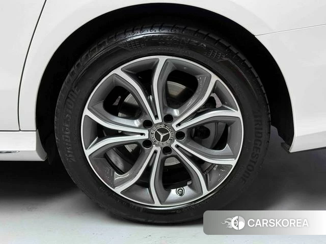 Mercedes-Benz E-class id 4264715 из Китая 24