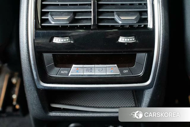 BMW X7 id 4217397 из Китая 24