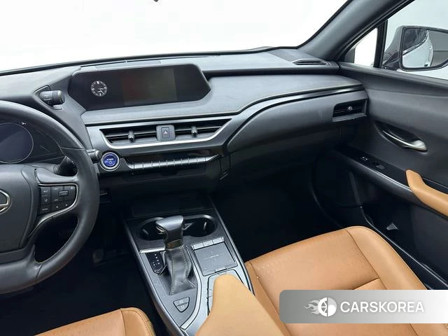 Lexus UX id 3858005 из Китая 24