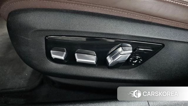 BMW 5 Series (G30) id 4302942 из Кореи 24