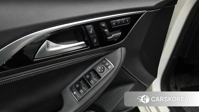 Infiniti Q30 id 4581739 из Кореи 24